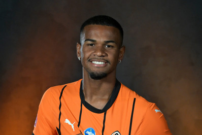 Clube europeu anuncia a contratação de Alisson, ex-alvo do Botafogo