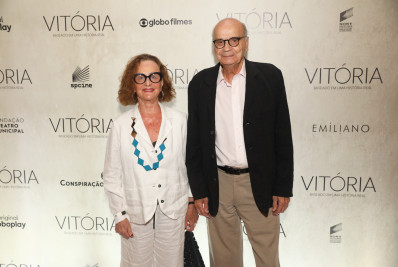 Pré-estreia de 'Vitória' reúne famosos no Theatro Municipal de São Paulo