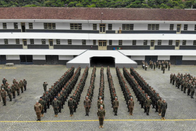32º BIL Mth realiza solenidade de incorporação de novos recrutas