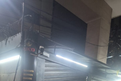 Polícias prendem suspeitos de arrombar bancas de jornais e furtar mercadorias em Niterói