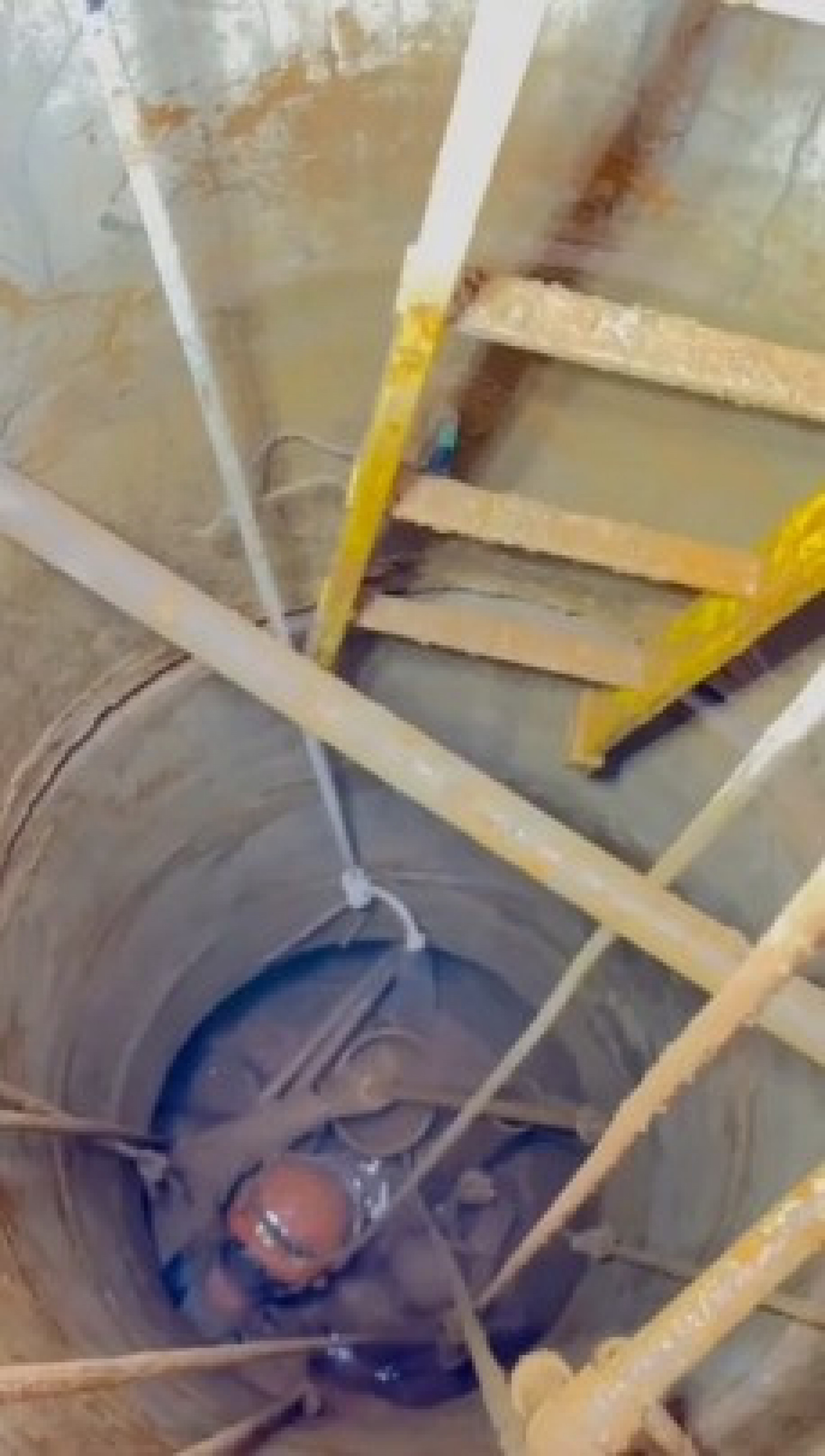 Homem ficou preso no interior de um poço