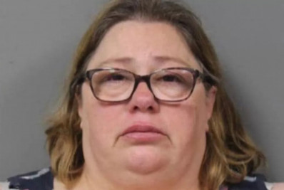 Mulher de 156 kg é condenada por esmagar e matar filho adotivo