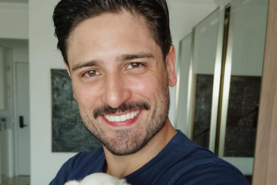 Daniel Rocha apresenta novo membro da família: 'Virou meu dono'