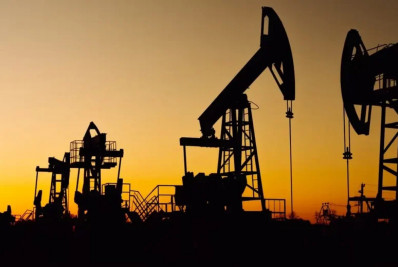 Petróleo fecha em alta, com preocupações de oferta da Rússia e expectativa de demanda da China