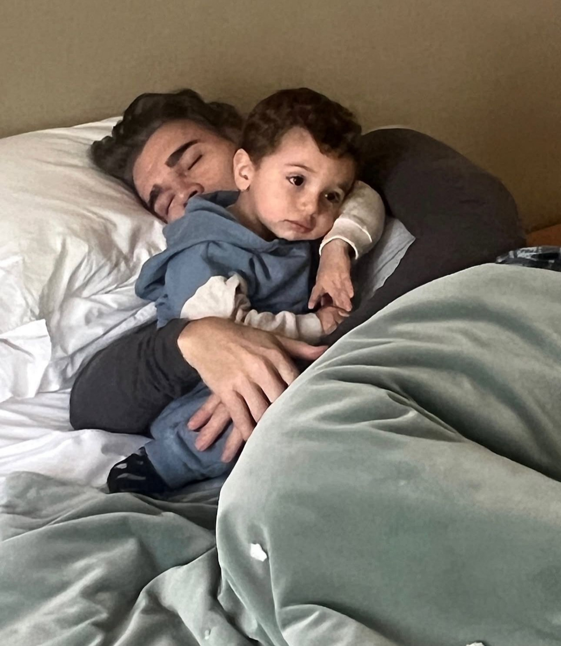 Claudia Raia publica registros com a família  - Reprodução Instagram