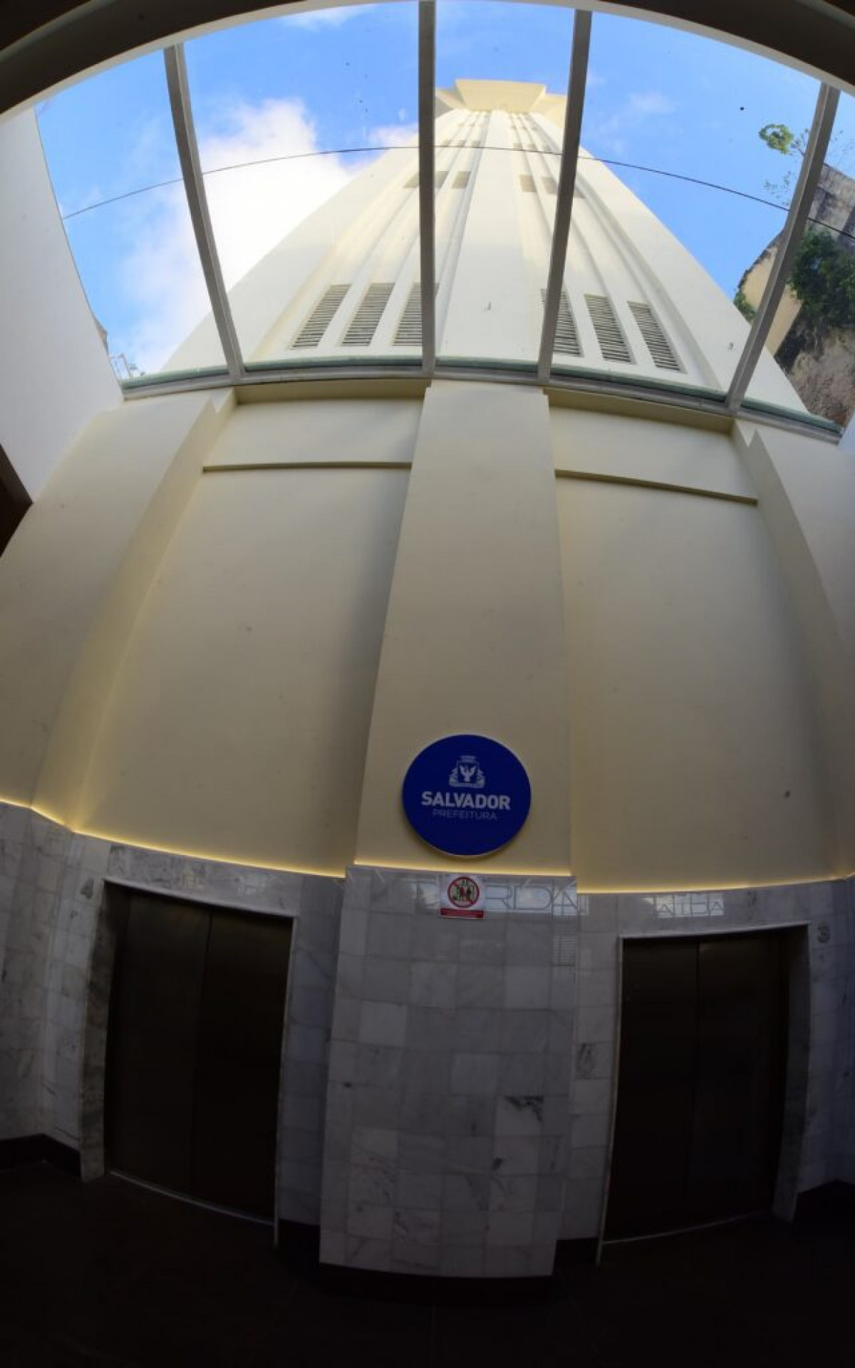 Elevador Lacerda funciona de segunda a sexta das 6h30 às 21h30