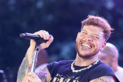 Ferrugem regrava música com Belo: 'Especial demais'