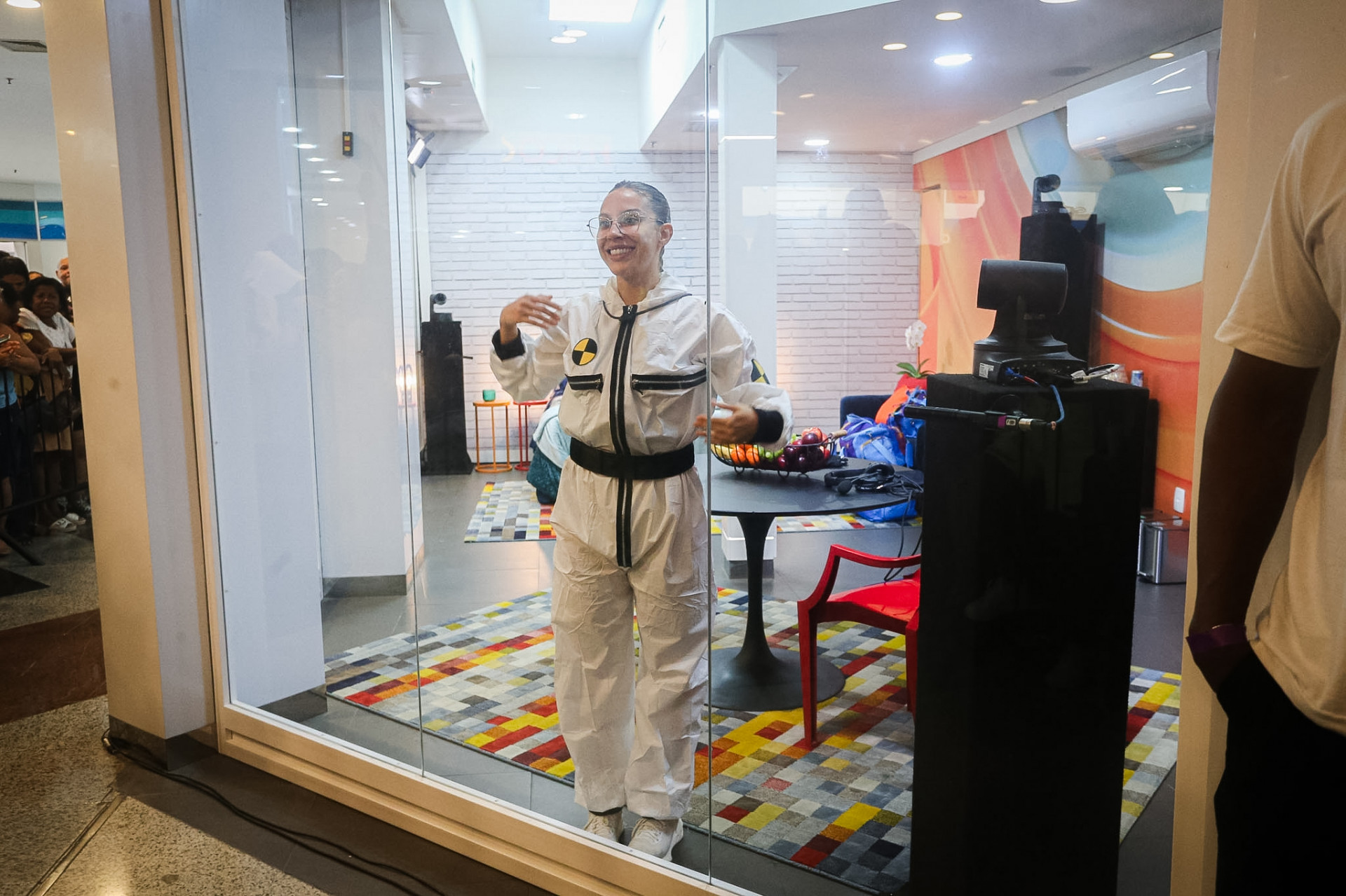 Renata na 'Vitrine do Seu Fifi' - Anna Giullia / Agnews