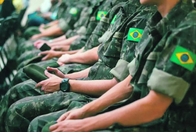 União é condenada a pagar R$ 468 mil à família de recruta afogado em treinamento do Exército