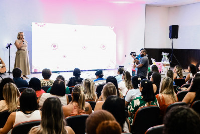 Prefeitura de Itaboraí realiza café da manhã em homenagem ao Dia Internacional da Mulher