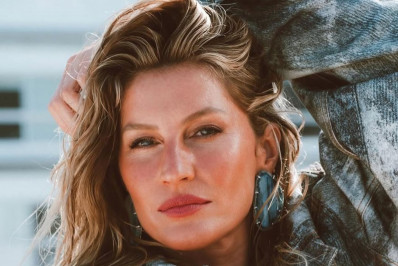 Gisele Bündchen surge com o filho recém-nascido pela primeira vez