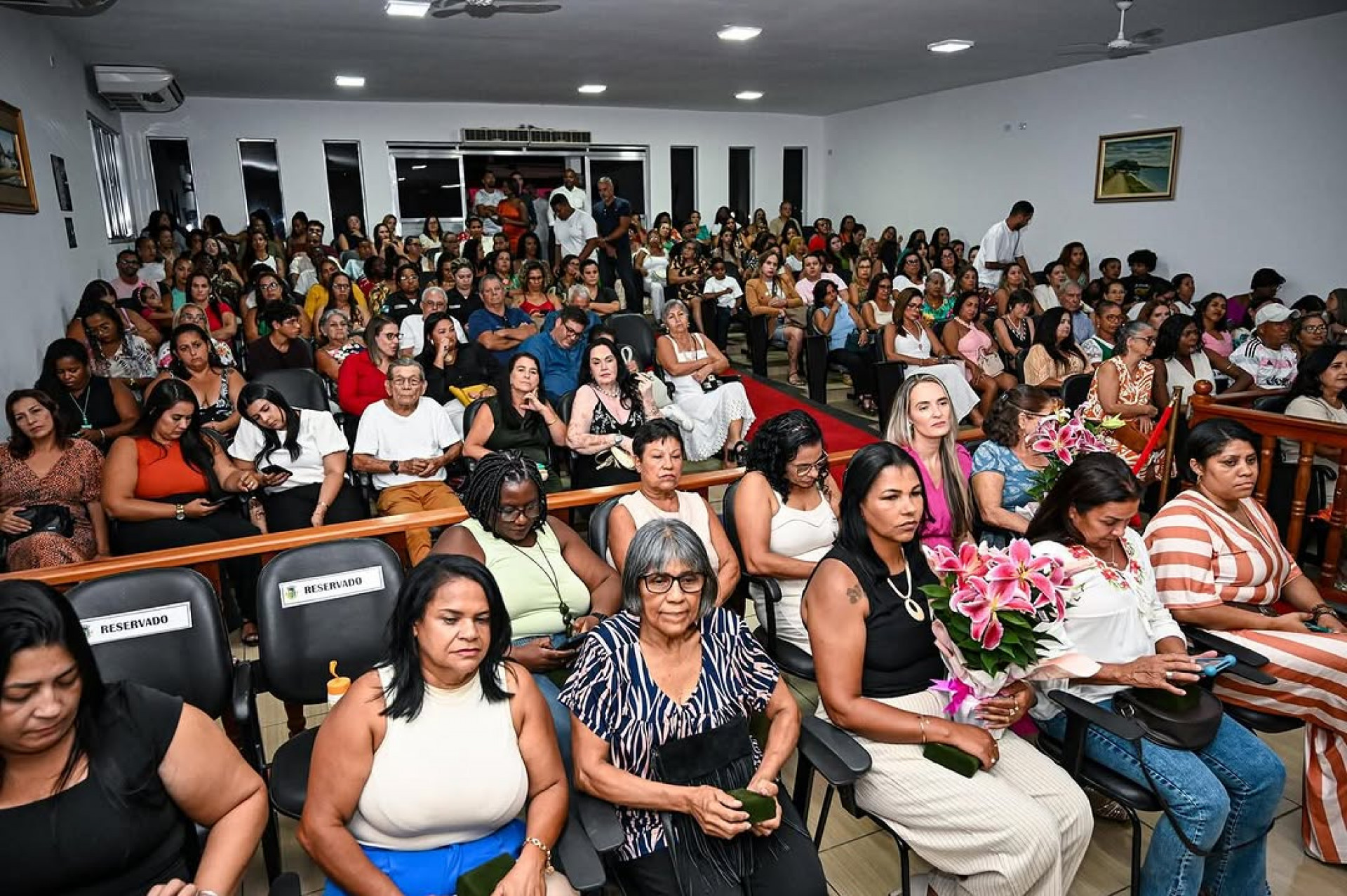 Mulheres ocuparam a Câmara Municipal - Reprodução/ Redes sociais