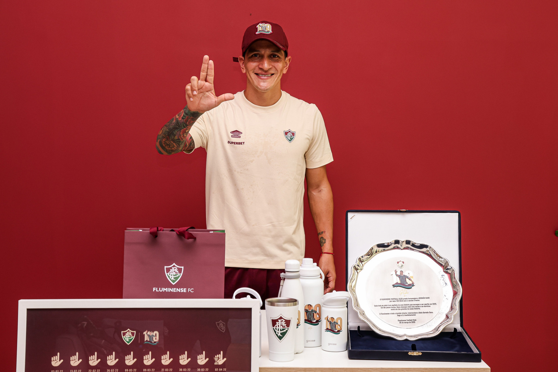 Cano foi homenageado pelos 100 gols no Tricolor - Marcelo Gon&ccedil;alves/Fluminense FC