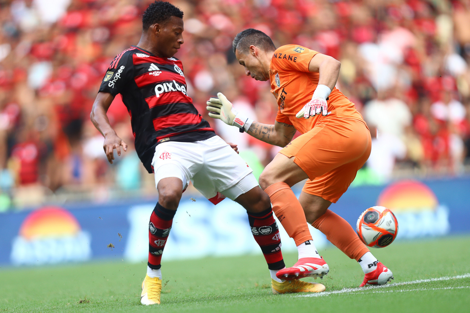 Lance do jogo entre Flamengo e Fluminense - Gilvan de Souza / Flamengo