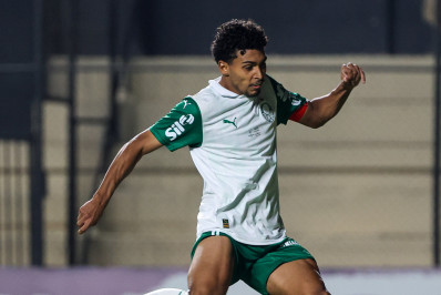 Luighi rebate torcedores do Flamengo que o chamaram de chorão