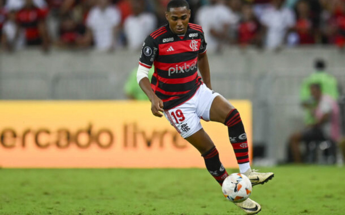 Flamengo muda de plano e desiste de negociar Lorran ainda nesta janela