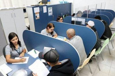 Banco de Empregos de Rio das Ostras oferece 253 vagas de emprego em diversos setores