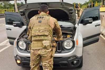 Carro roubado em Belford Roxo é recuperado pela PRF no interior de SP
