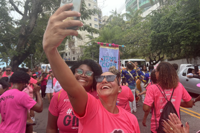 2ª Caminhada da Mulher reuniu cerca de mil pessoas para celebrar a vida