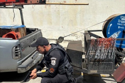 PM detém dupla com 6 mil metros de cabos de internet em Nilópolis