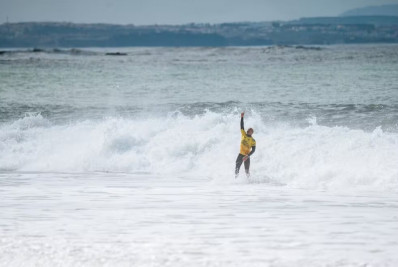 Dora, Ítalo e Miguel Pupo avançam às quartas da etapa brasileira do Circuito Mundial de Surfe