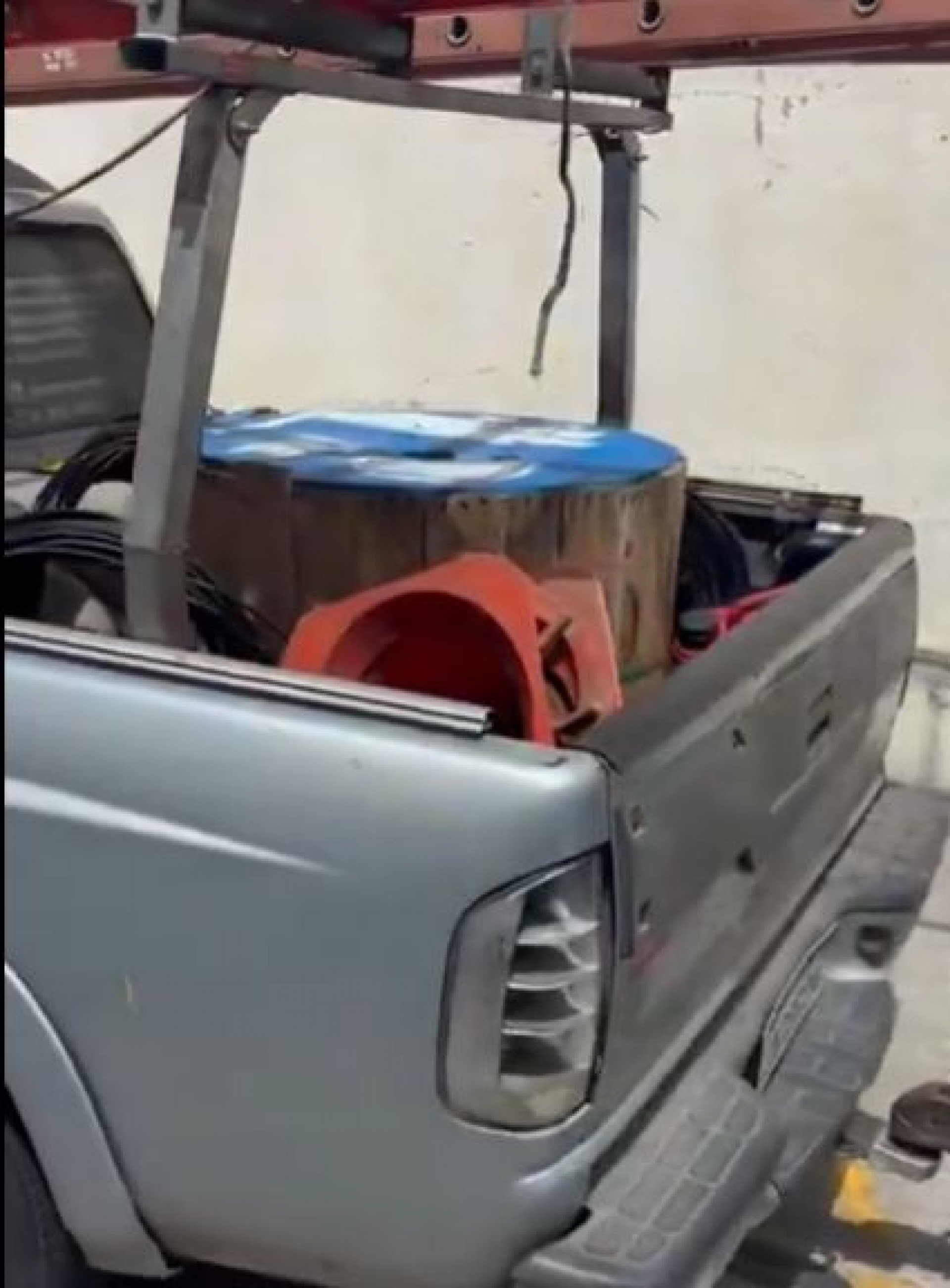 Não havia documentos que comprovassem a origem dos cabos - Divulgação