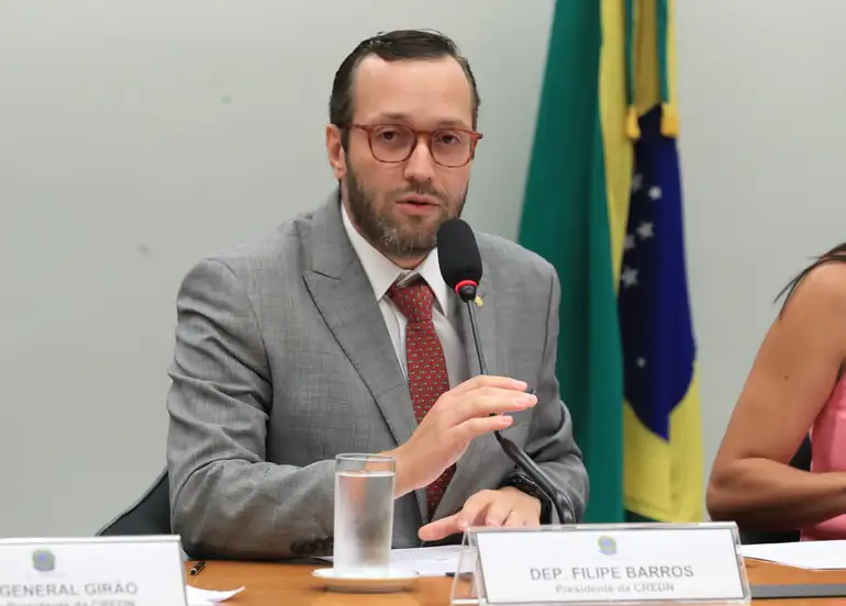 Congresso instala comissão mista de inteligência após denúncia sobre ação hacker da Abin