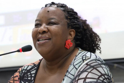 Ministra de Lula faz paródia de 'Resenha do Arrocha' para divulgar projeto de isenção do IR