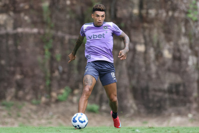 Igor Jesus revela 'novo papel' com Renato Paiva no Botafogo: 'Prefiro assim'