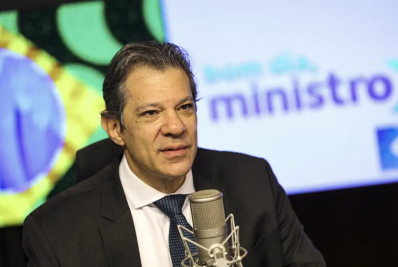 Haddad diz que orientação do governo é 'evidentemente' reparar danos de afetados no INSS