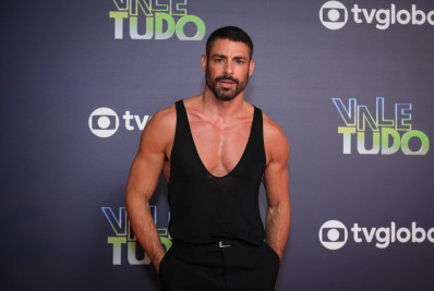 Cauã Reymond torce para que César seja assassino de Odete Roitman em 'Vale Tudo'