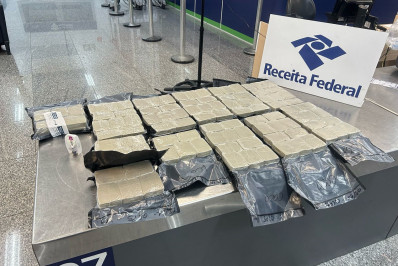 Receita Federal apreende R$ 2,5 milhões em haxixe com americano no Galeão