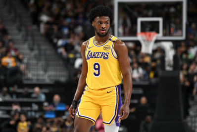 Filho de LeBron James joga primeira partida completa na NBA e lidera Lakers