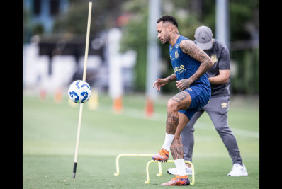 Vídeo! Após lesão, Neymar inicia processo de transição no Santos