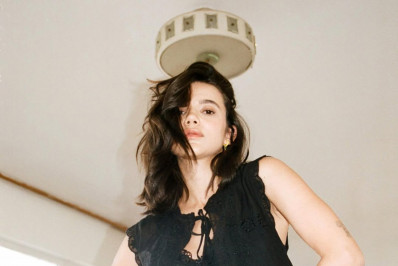 Manu Gavassi surge em novas fotos e dá palpite: 'Último registro dessa gestação mágica'