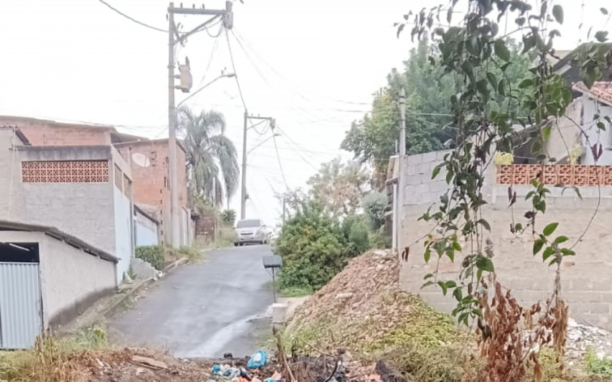 'Val&atilde;o' onde a pequena Manuella Valentina caiu com a bicicleta 
