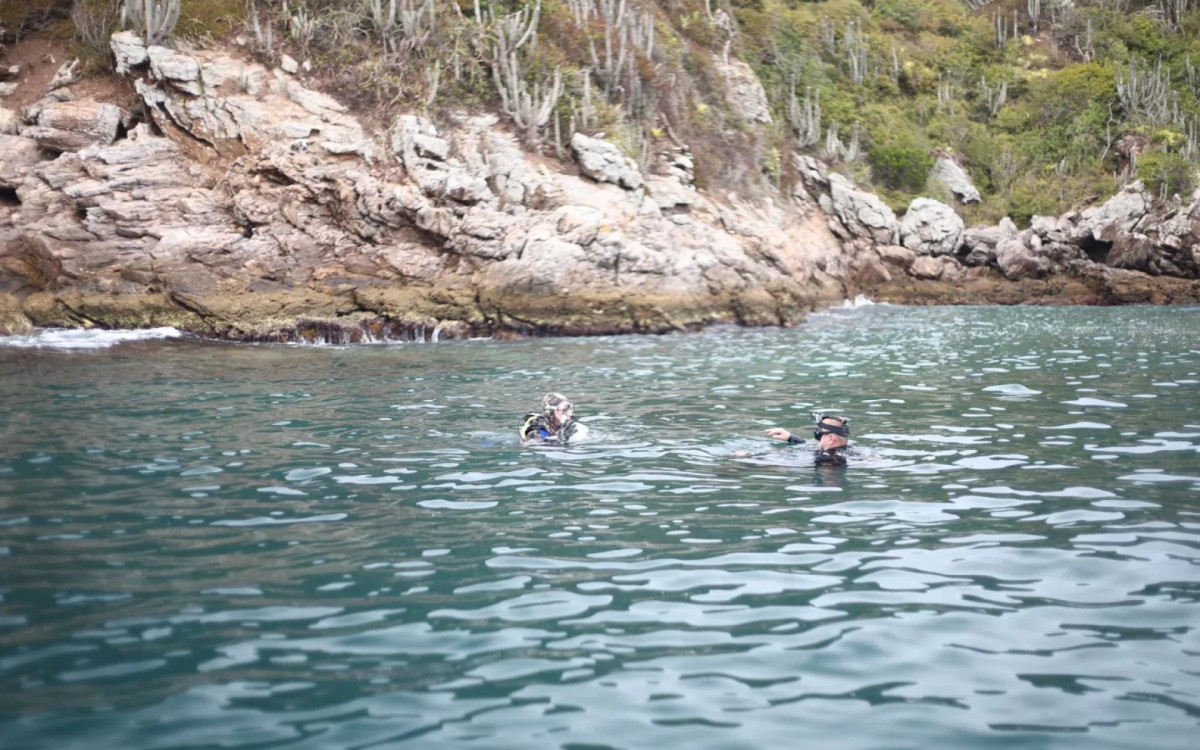 Prefeito Dr. Serginho e o secretário de Meio Ambiente, Jailton Nogueira durante expedição 
