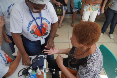 Clínica do Mutondo realiza ação de conscientização em saúde para hipertensos e diabéticos