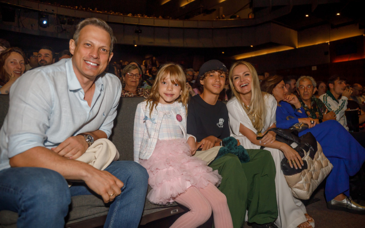 Adriano Ricco, Manuela, Arthur e Eliana