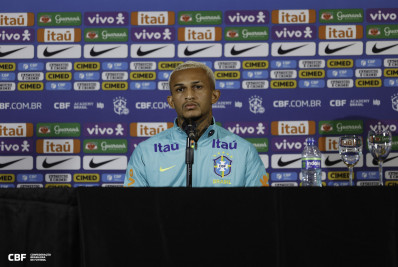 Wesley foi decisivo para vitória da seleção brasileira, diz jornal espanhol