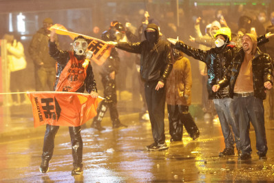 Prefeito de Istambul, opositor do presidente, é preso em meio a protestos na Turquia