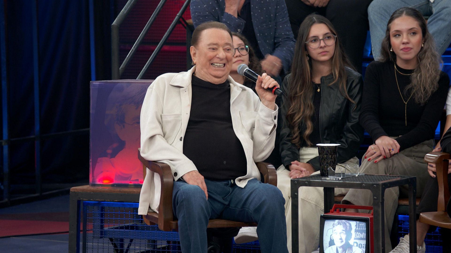 Raul Gil no 'Altas Horas', da TV Globo, deste sábado (22) - Globo/ Divulgação