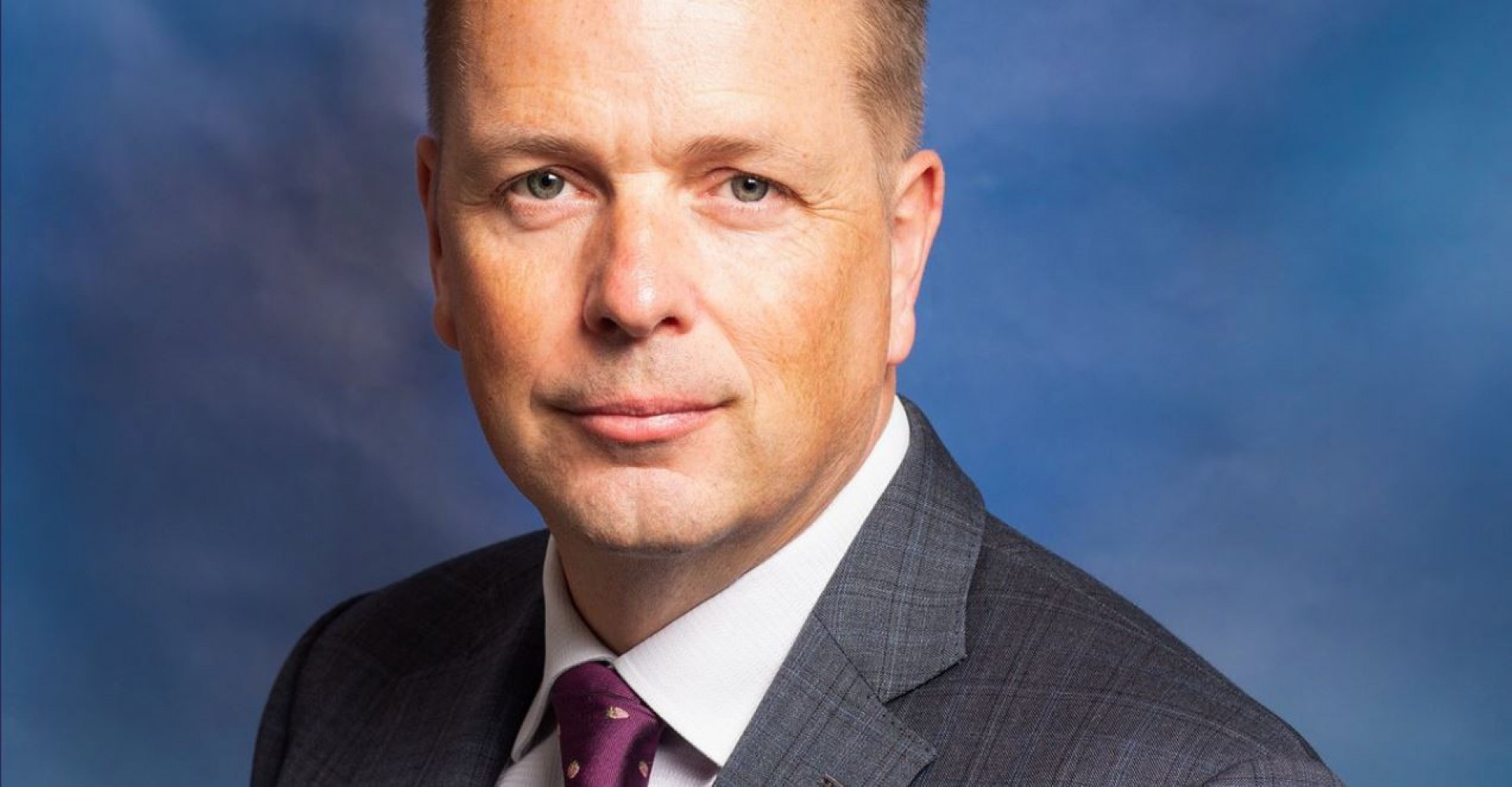 Nic De Marco, advogado de Lucas Paquet&aacute;, &eacute; famoso por ganhar casos contra UEFA e a Federa&ccedil;&atilde;o Inglesa de Futebol - Reprodu&ccedil;&atilde;o