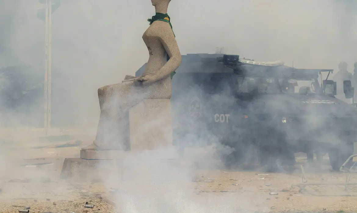 Golpistas levaram caos a Bras&iacute;lia no dia 8 de janeiro
 - Joedson Alves/Agencia Brasil