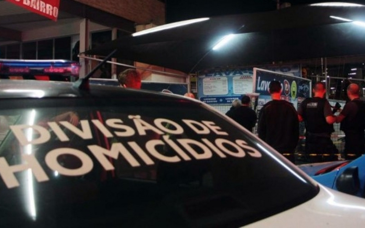 Viatura da Divisão de Homicídios