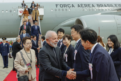 Lula chega ao Japão para fortalecer relações comerciais