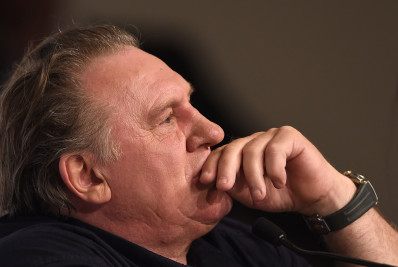Astro do cinema, Gérard Depardieu é julgado por agressões sexuais durante filmagem