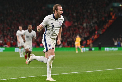 Inglaterra vence Letônia e segue na liderança das Eliminatórias