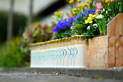 Vítimas de avião que caiu em 2015 nos Alpes franceses são homenageadas