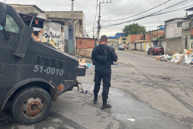 PM realiza operação na comunidade Faz Quem Quer dois dias após morte de agente
